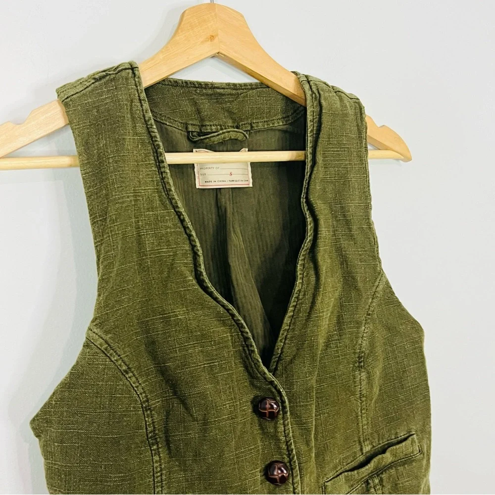 Free People We The Free Green Vest button front size small - Picture 5 of 9